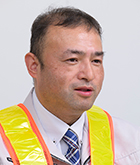 横田 氏