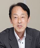 岡本 氏