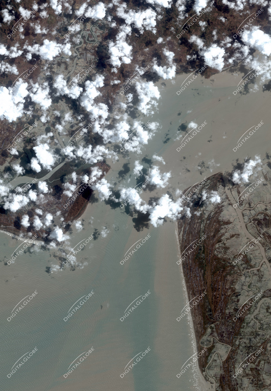 ミャンマーサイクロン被害状況　被災後(2.282kb)