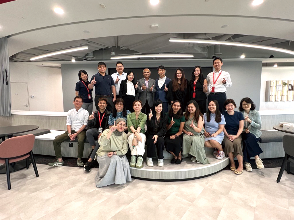 ワークトランスフォーメーションをテーマとした意見交換会に参加したアジア地区の日立グループ各社の人事担当者