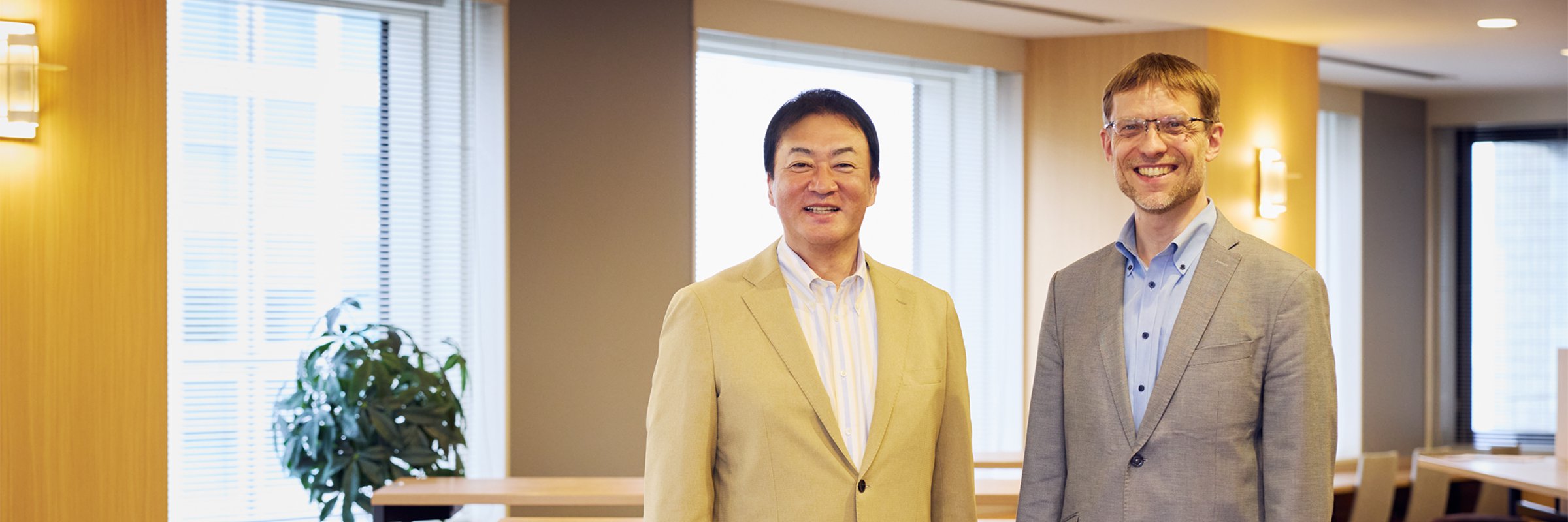 対談で話す森田とピーダーセン