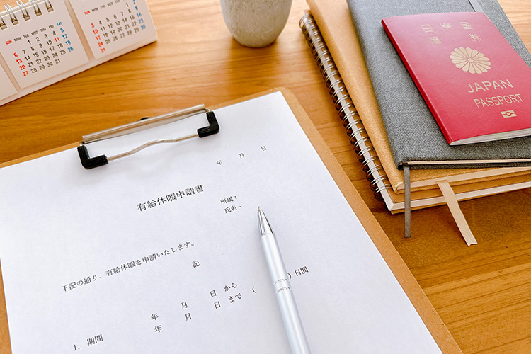 有給休暇の年5日取得の義務とは？付与日の計算や取得を促す方法を解説