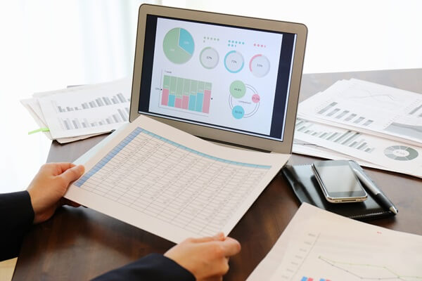 自由度の高いダッシュボードでほしい情報をスピーディに作成。