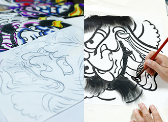 左／絵柄の般若の下絵 右／濃い墨で絵の輪郭を描いた後、薄墨でコントラストを加えていく